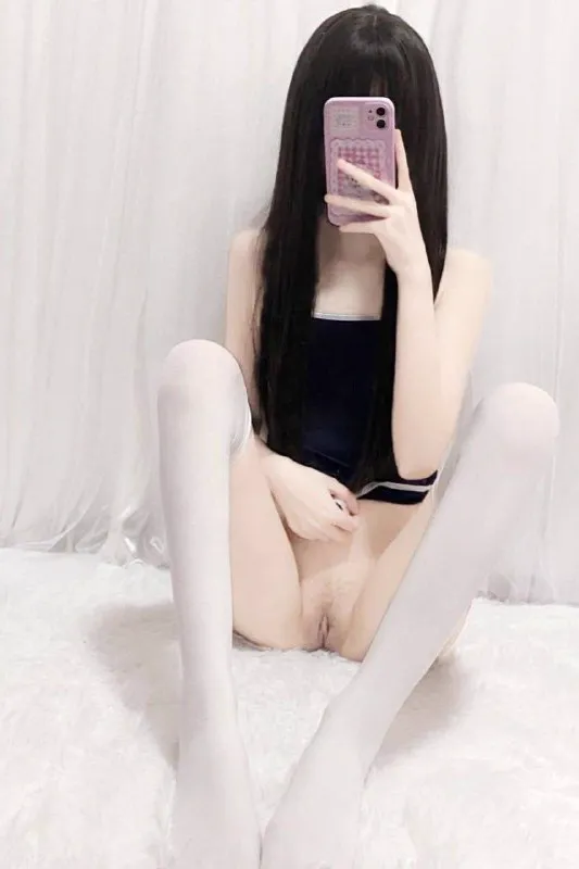攻略兄弟的校花反差女友